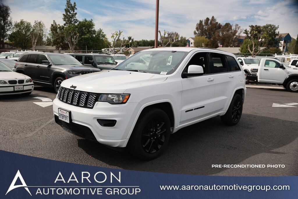Used 2021 Jeep Grand Cherokee Laredo SUV