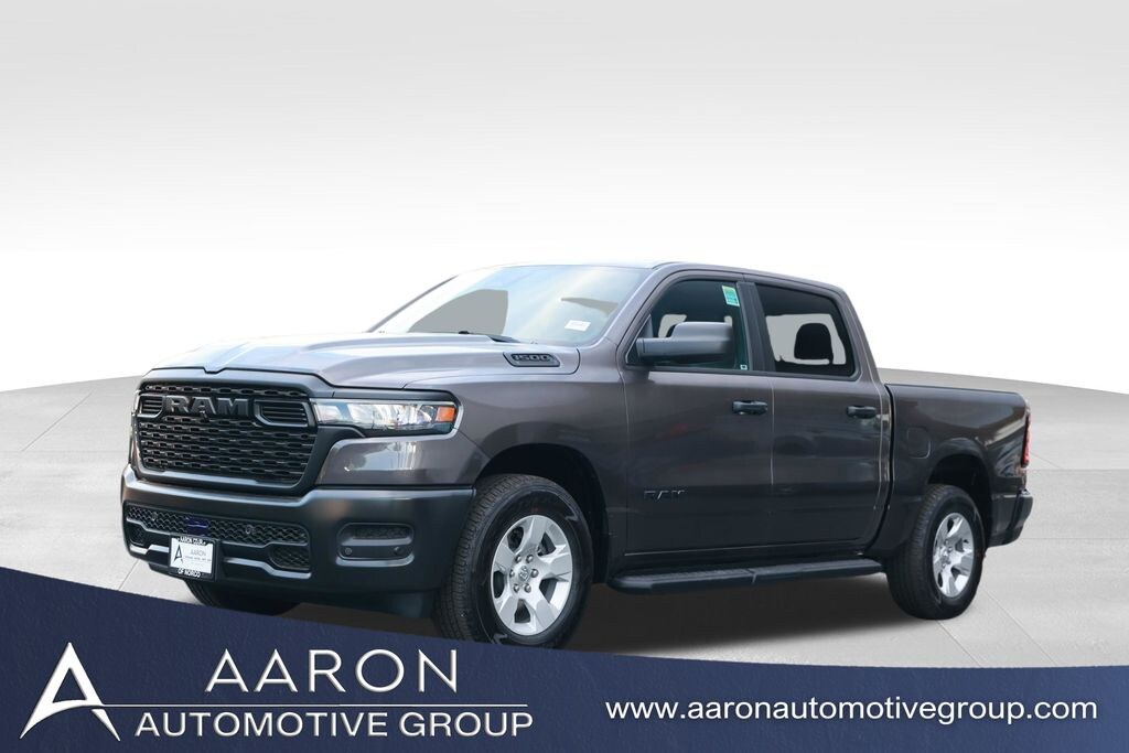 New 2026 Ram 1500 TRADESMAN CREW CAB 4X4 5'7 BOX Pickup