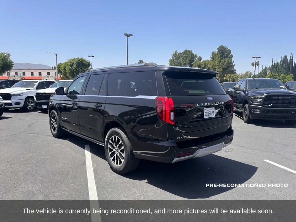 2025 Ford Expedition Max Platinum photo 3