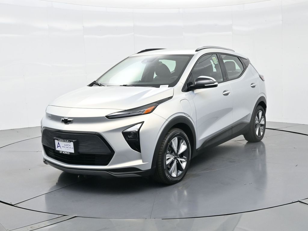 Used 2022 Chevrolet Bolt EUV LT with VIN 1G1FY6S09N4131567 for sale in Norco, CA