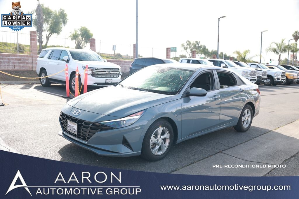 Used 2022 Hyundai Elantra SE Sedan