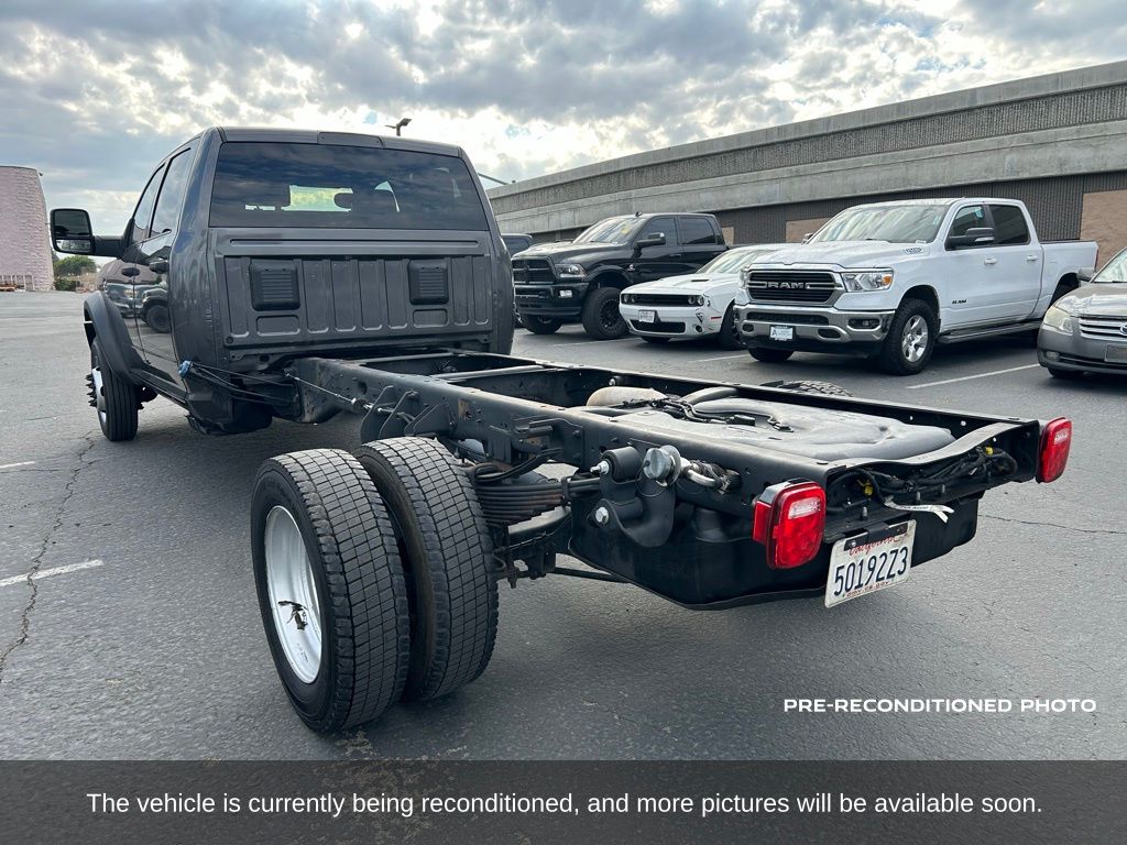 2023 Ram 5500 Tradesman SLT Laramie Limited photo 3