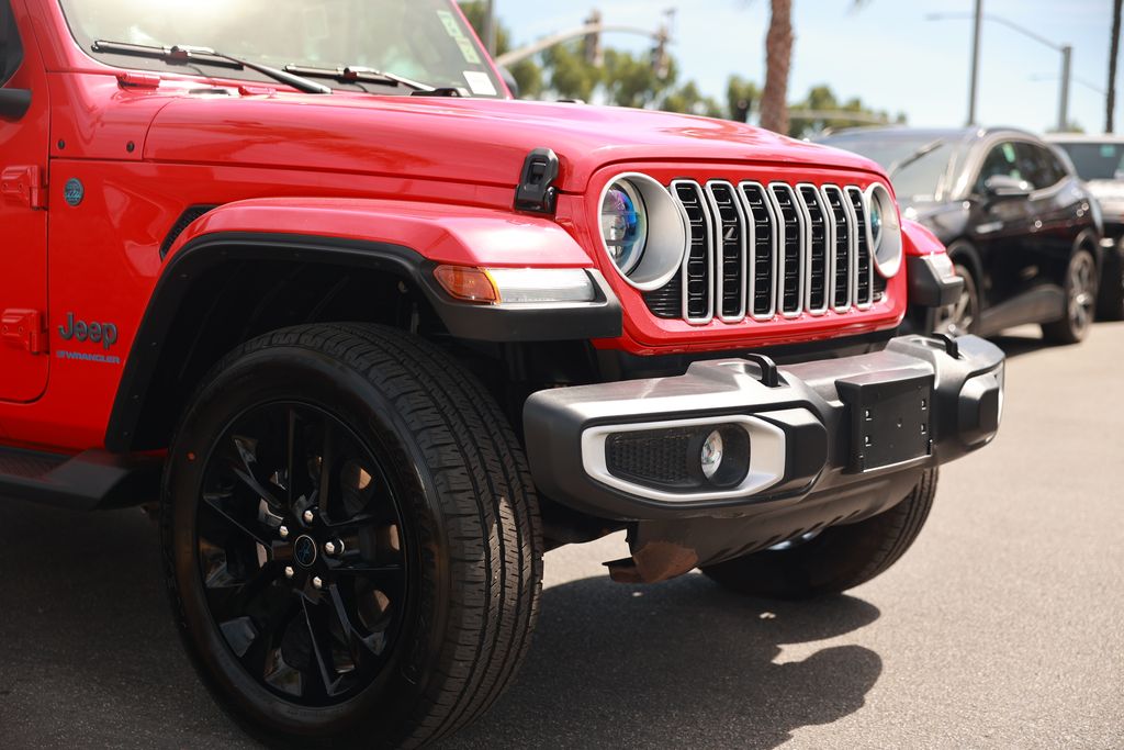 2025 Jeep Wrangler 4xe Sahara photo 6