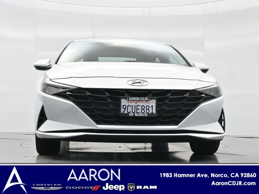 2023 Hyundai Elantra Blue photo 2