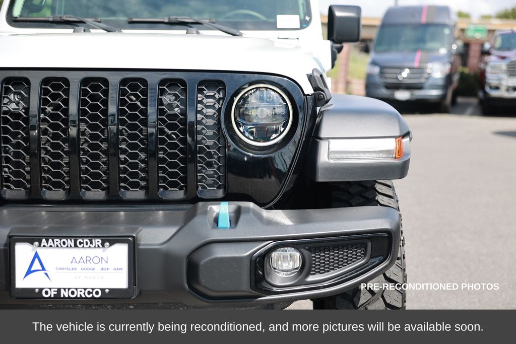2023 Jeep Wrangler 4xe photo 4
