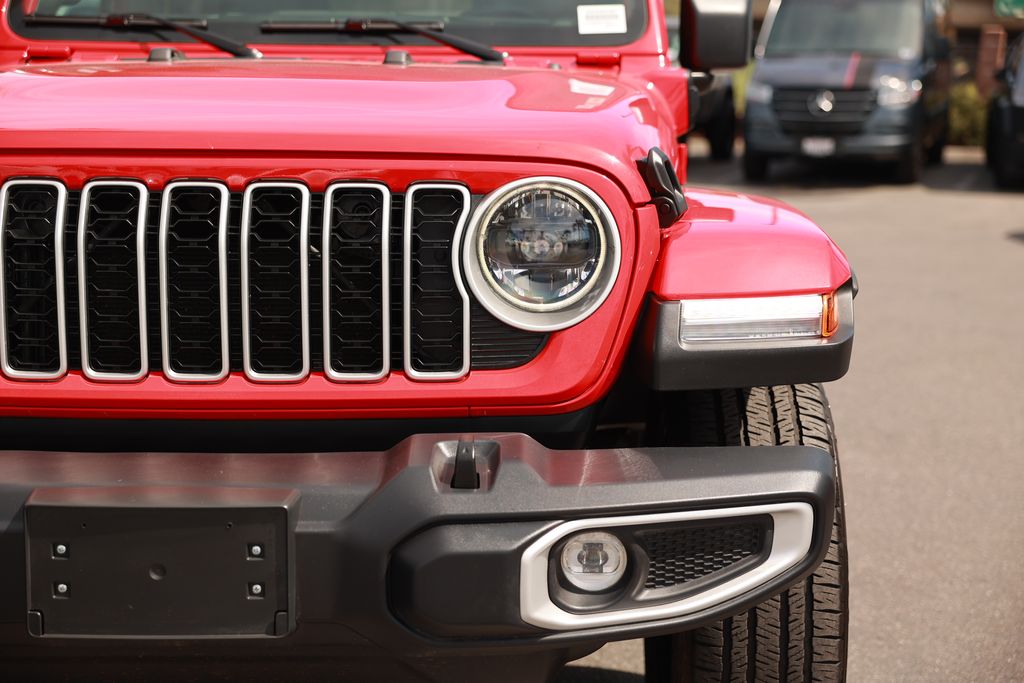 2025 Jeep Wrangler 4xe Sahara photo 4