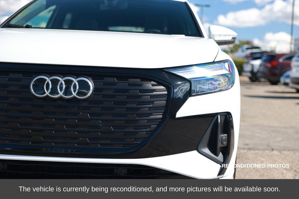 2024 Audi Q4 e-tron 55 Premium photo 4