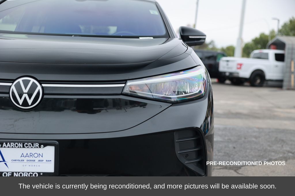 2021 Volkswagen ID.4 Pro photo 4