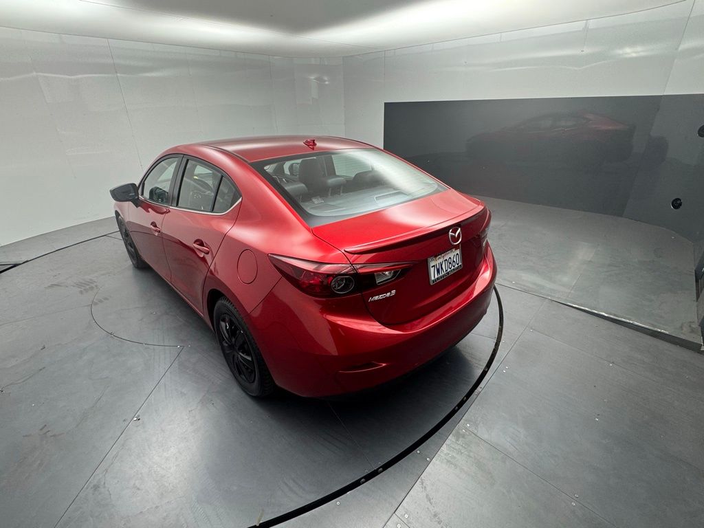 2017 Mazda Mazda3 Grand Touring photo 3