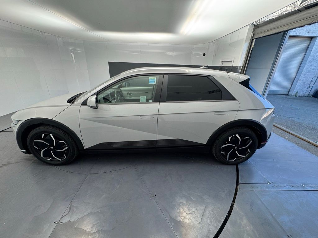 Used 2024 Hyundai IONIQ 5 SE with VIN KM8KM4DE1RU259401 for sale in Lake Elsinore, CA