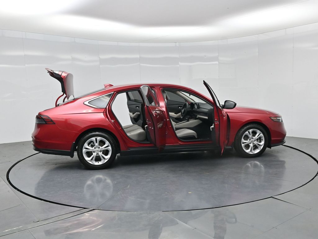 2023 Honda Accord LX photo 2