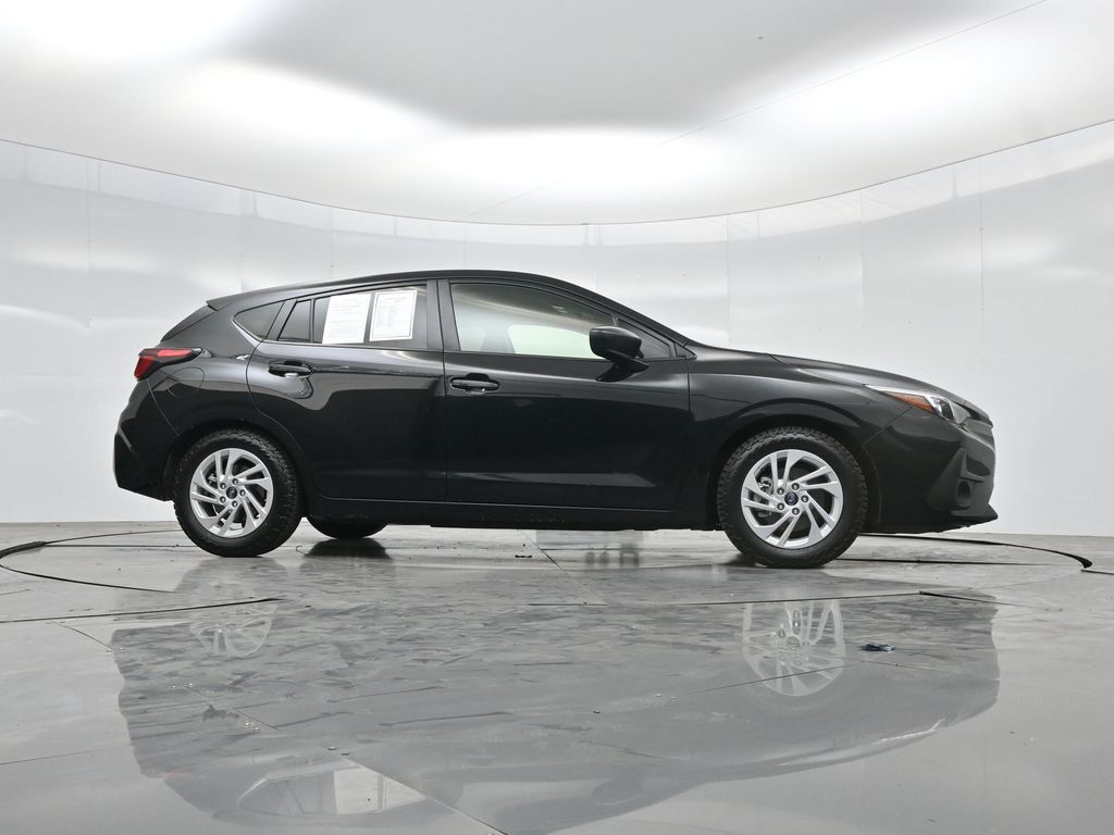 2024 Subaru Impreza Base photo 5