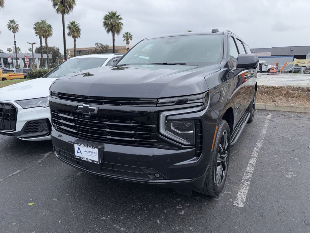 Used 2025 Chevrolet Suburban RST SUV