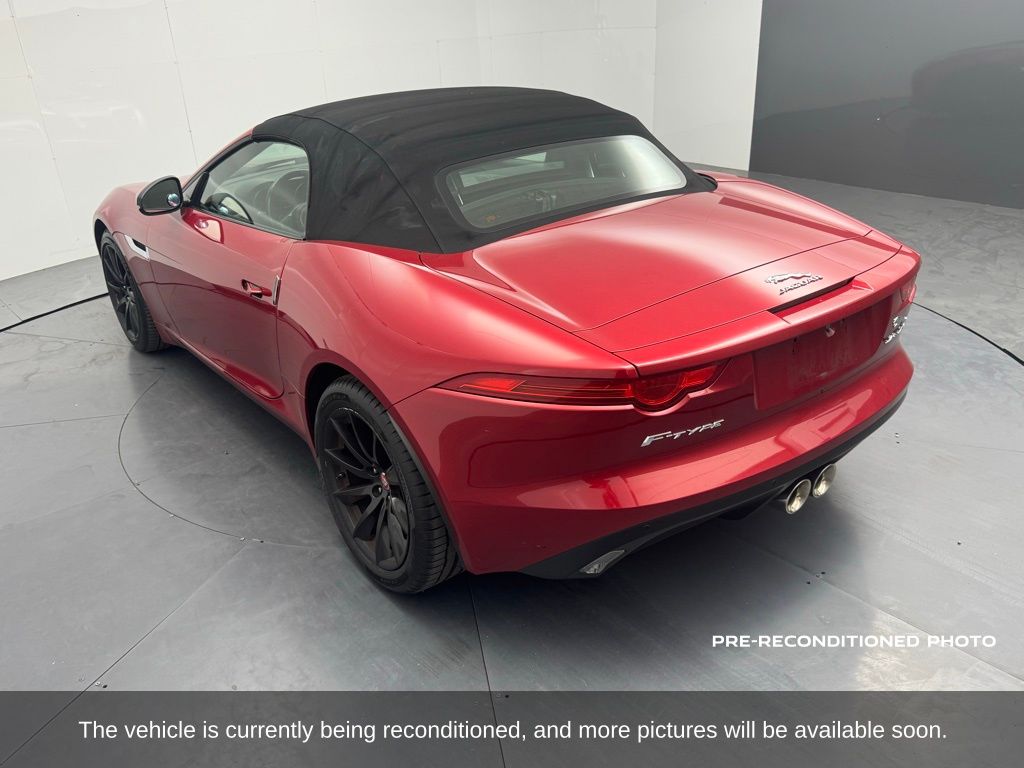 2015 Jaguar F-TYPE photo 3