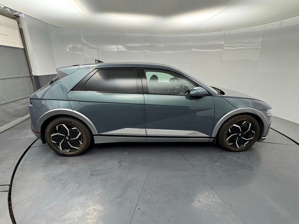 2024 Hyundai IONIQ 5 Limited photo 6