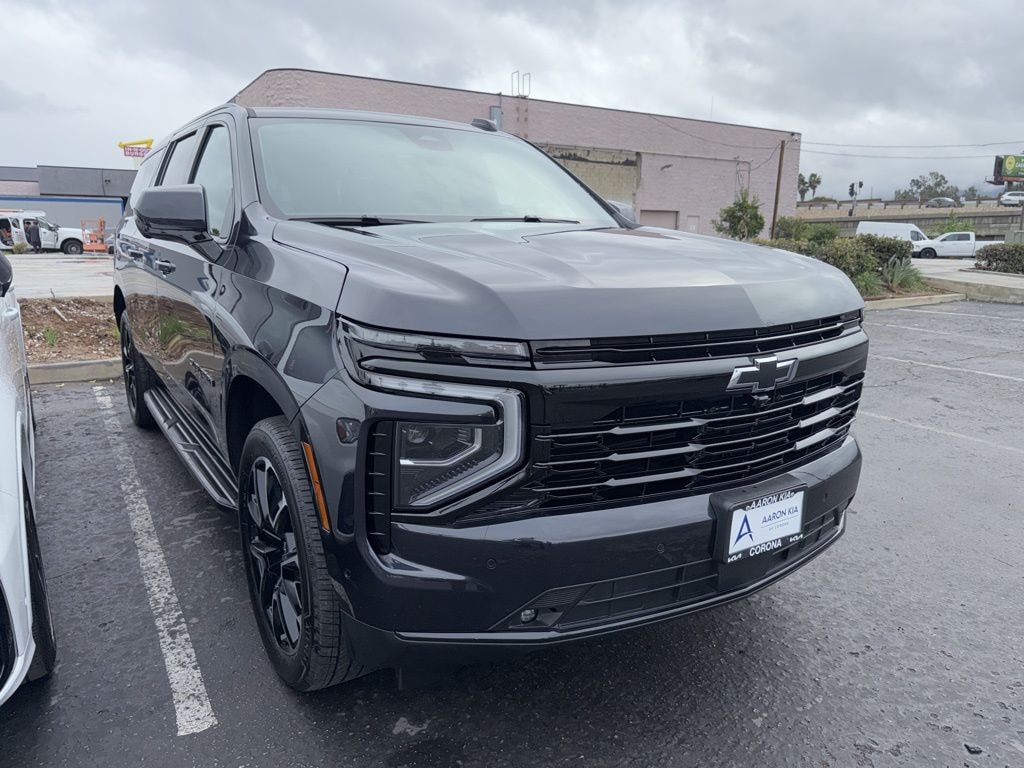 Used 2025 Chevrolet Suburban RST SUV