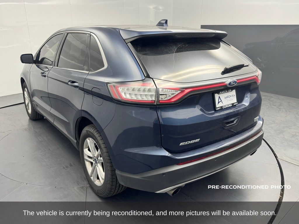2017 Ford Edge SEL photo 3