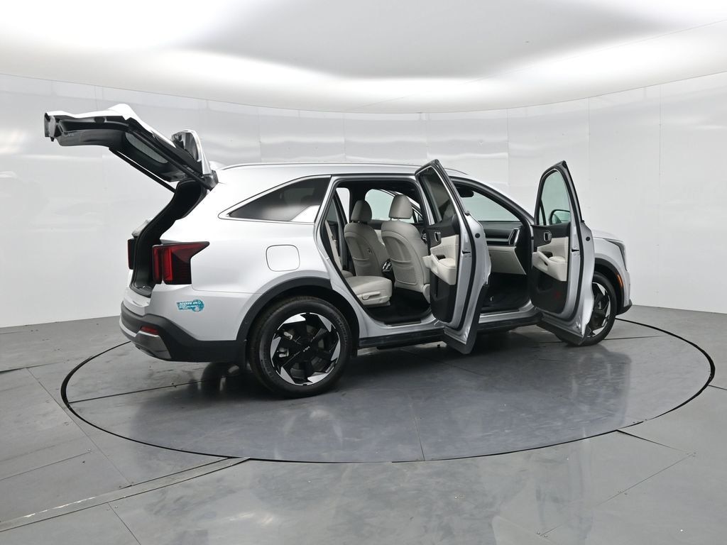Used 2025 Kia Sorento Plug-In Hybrid SX Prestige SUV