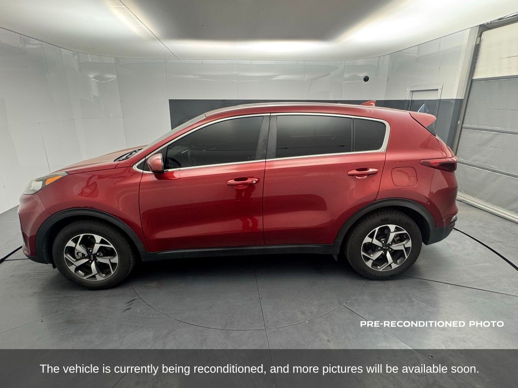 2021 Kia Sportage LX photo 2
