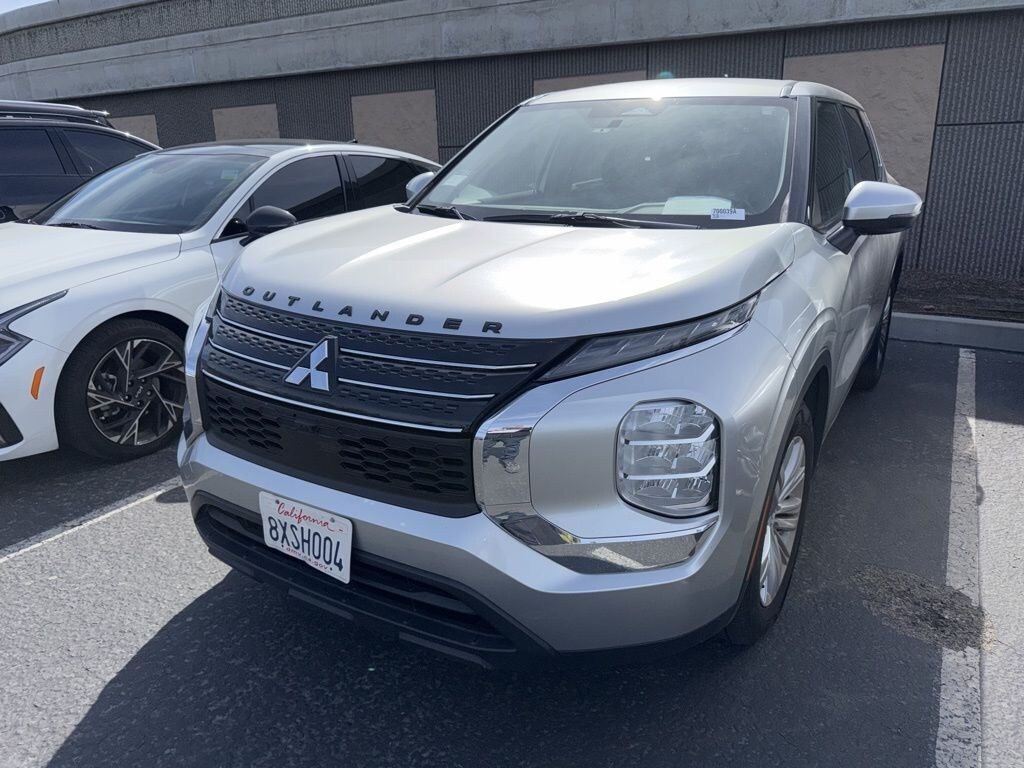 Used 2022 Mitsubishi Outlander ES CUV