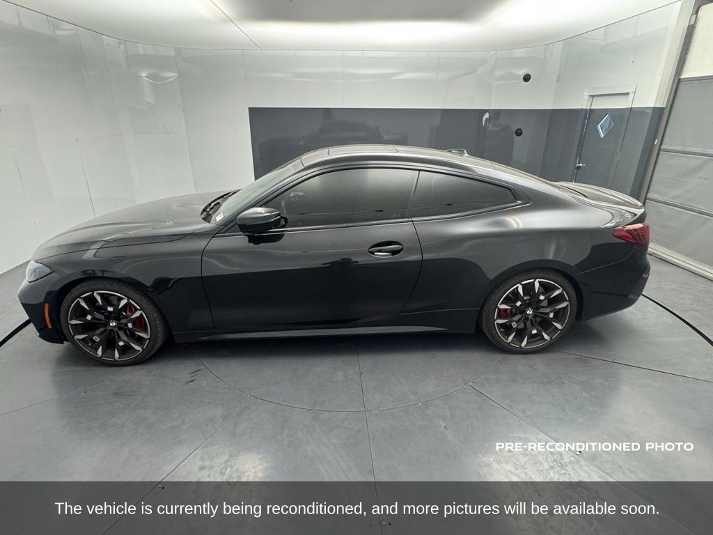 2025 BMW 430i photo 2