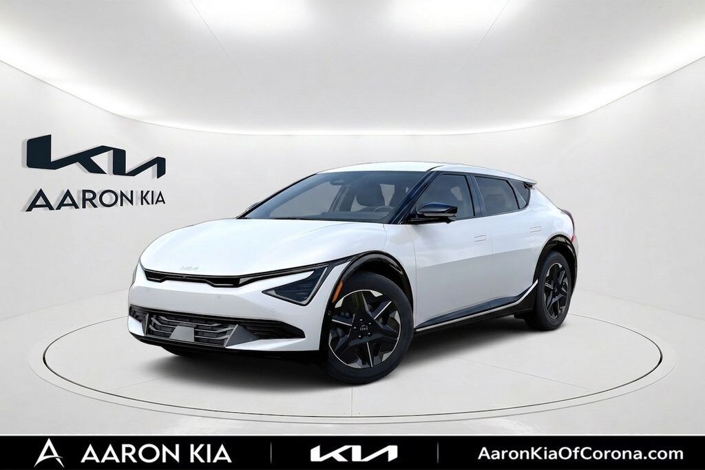 New 2026 Kia EV6 Wind SUV