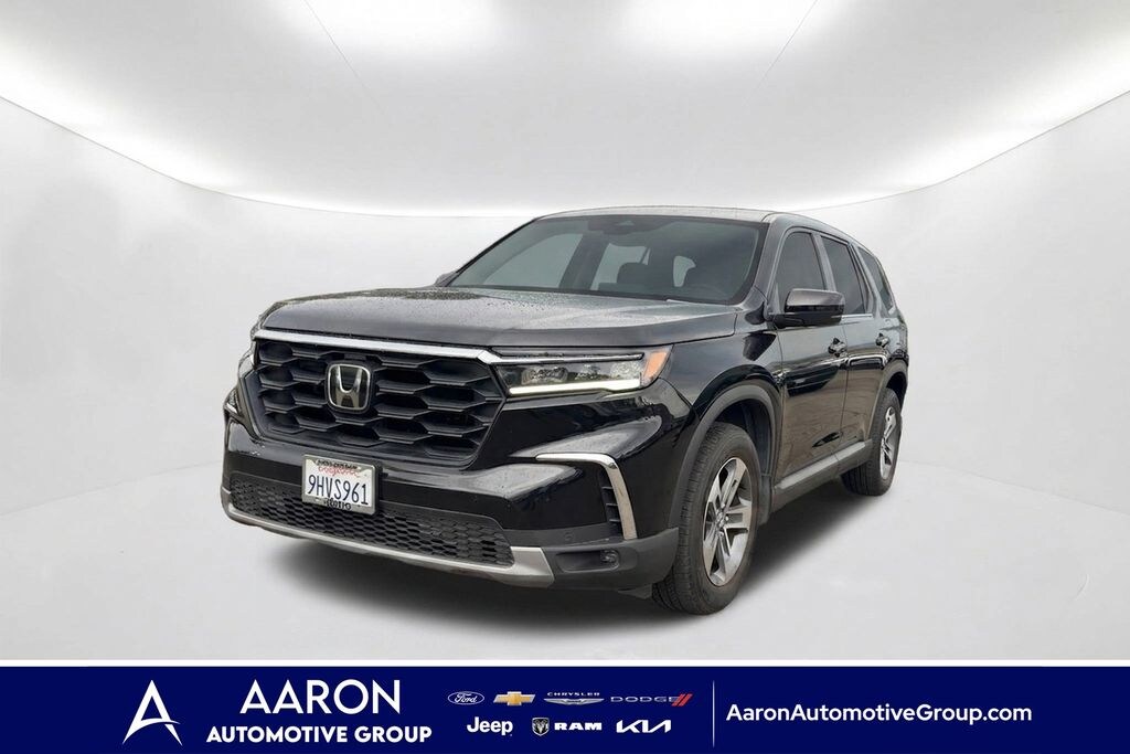 Used 2023 Honda Pilot EX-L 8 Passenger SUV
