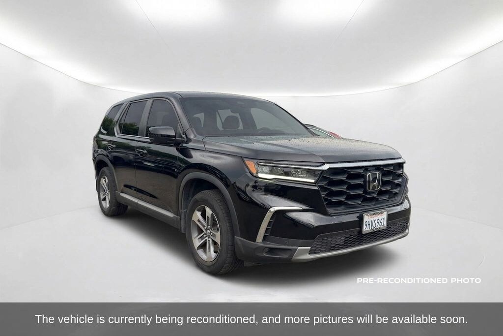 Used 2023 Honda Pilot EX-L 8 Passenger SUV