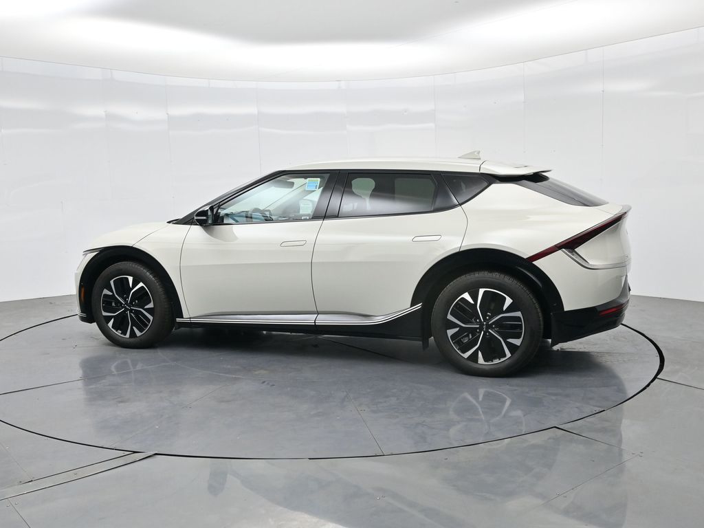 2024 Kia EV6 Wind photo 4