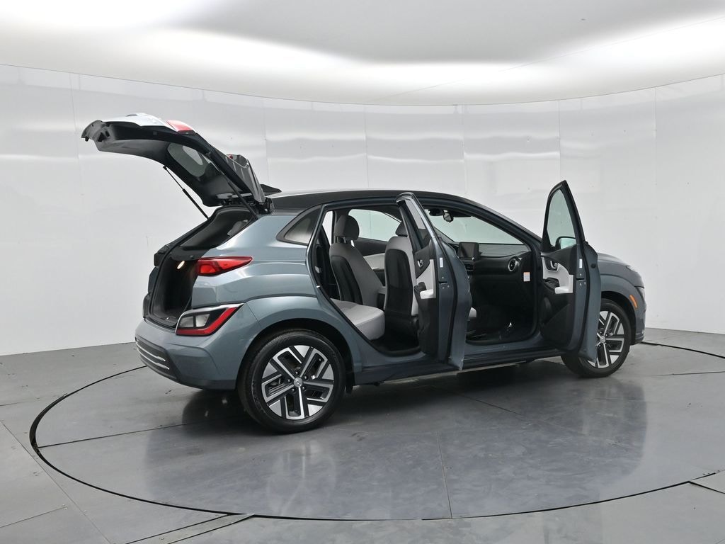 Used 2023 Hyundai Kona Electric SE SUV