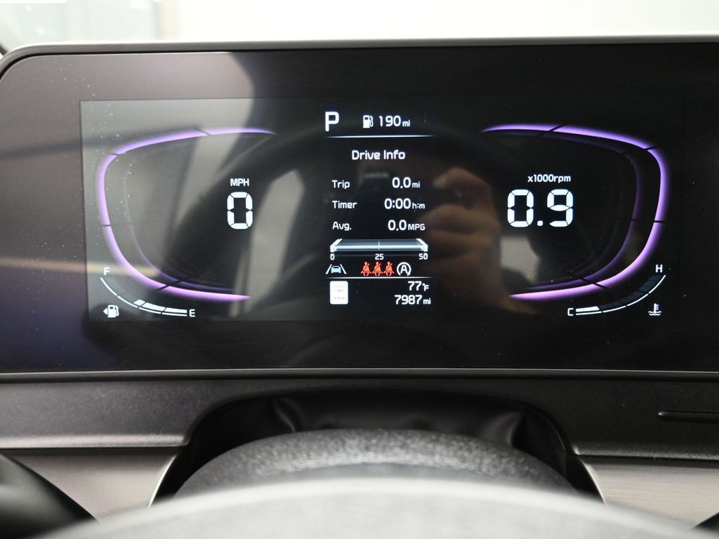 2024 Kia Sportage EX photo 3