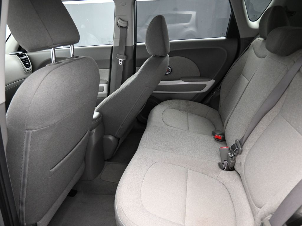 2016 Kia Soul EV FWD photo 6