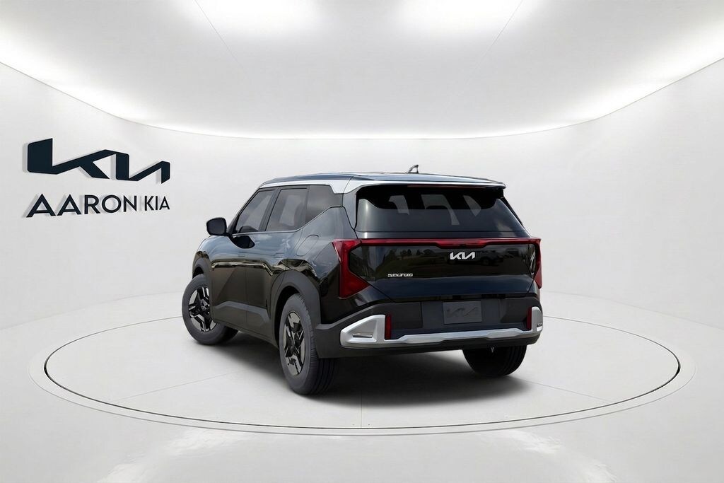 New 2027 Kia Seltos LX SUV