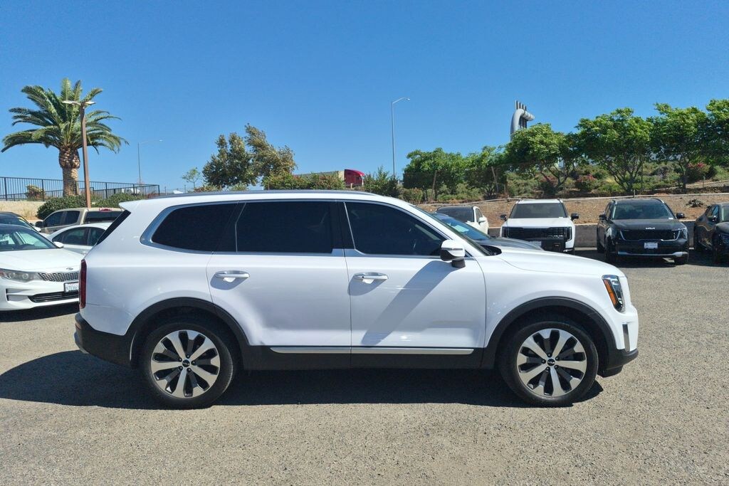 Certified 2022 Kia Telluride S SUV