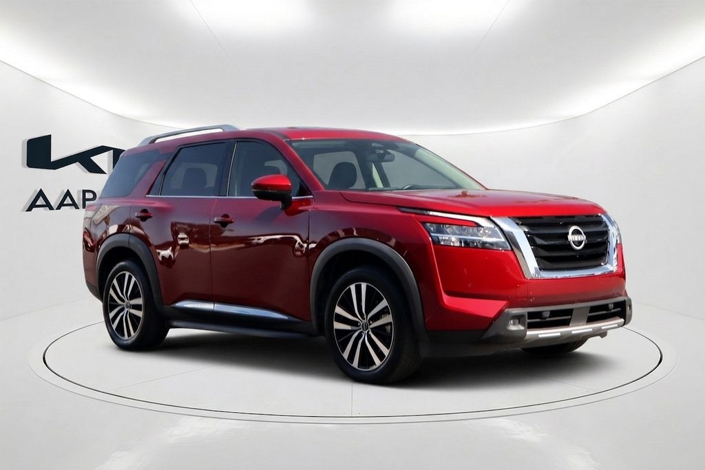 Used 2023 Nissan Pathfinder Platinum SUV