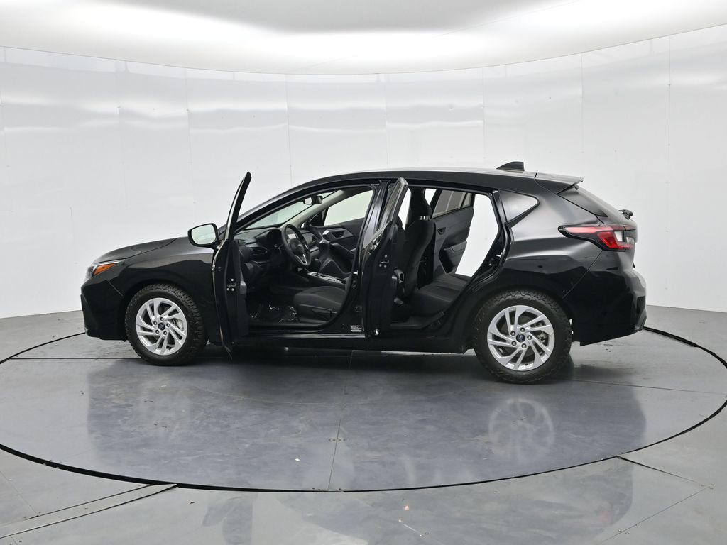 2024 Subaru Impreza Base photo 2