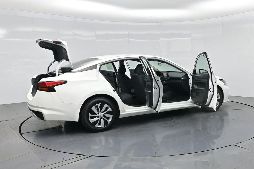 Used 2023 Nissan Altima 2.5 S Sedan