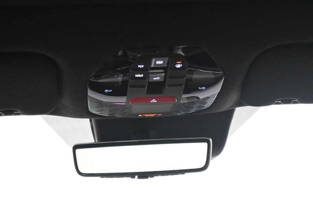 2026 Kia EV9 GT-Line - Photo 42