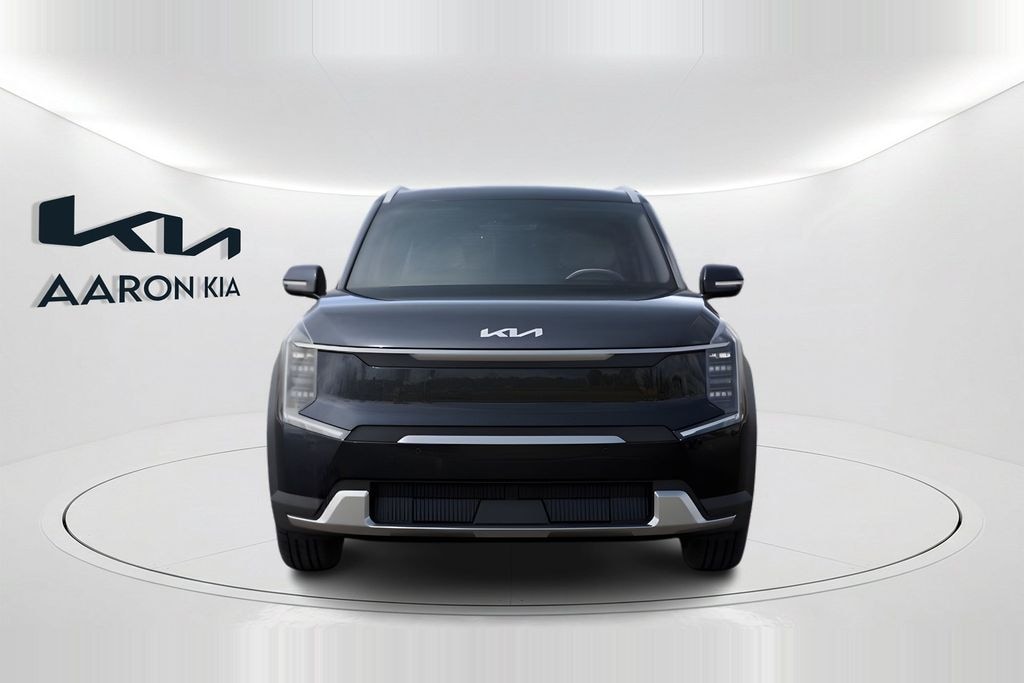 New 2026 Kia EV9 Wind SUV