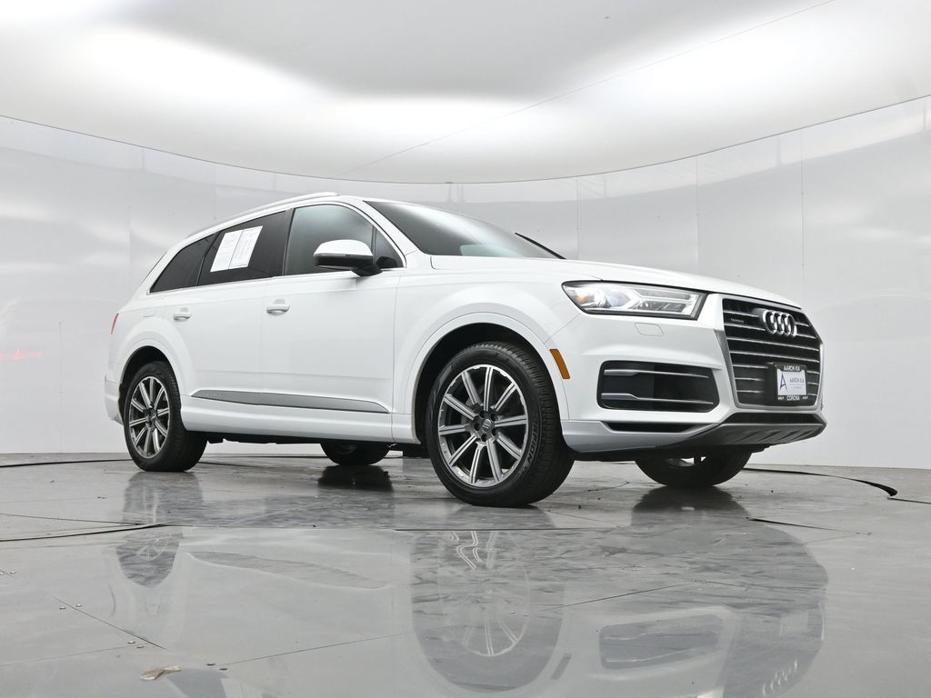 Used 2018 Audi Q7 Premium Plus with VIN WA1LAAF75JD031494 for sale in Lake Elsinore, CA