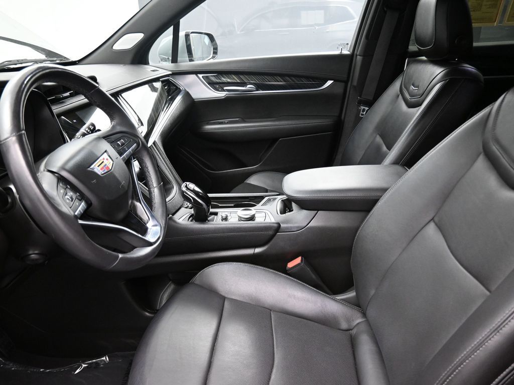 2023 CADILLAC XT6 Premium Luxury photo 3