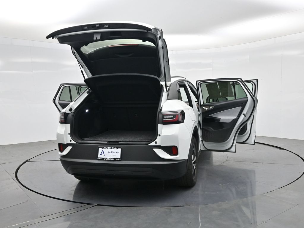 2023 Volkswagen ID.4 Pro w/LG Battery photo 2
