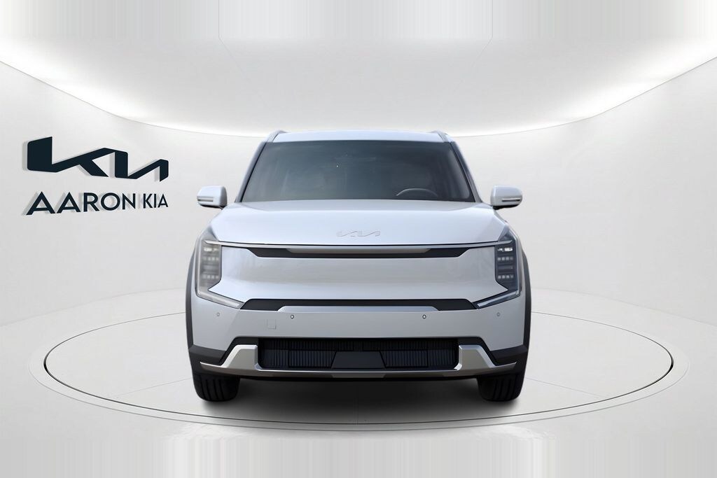 New 2026 Kia EV9 Wind SUV