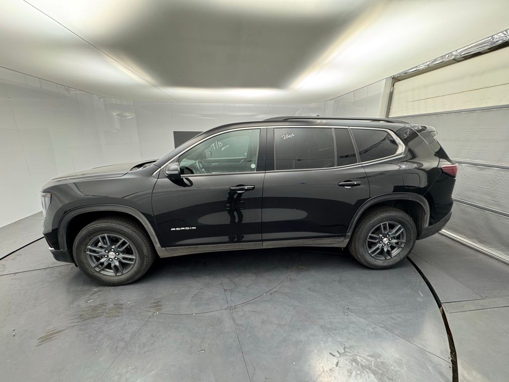 2025 GMC Acadia Elevation photo 2