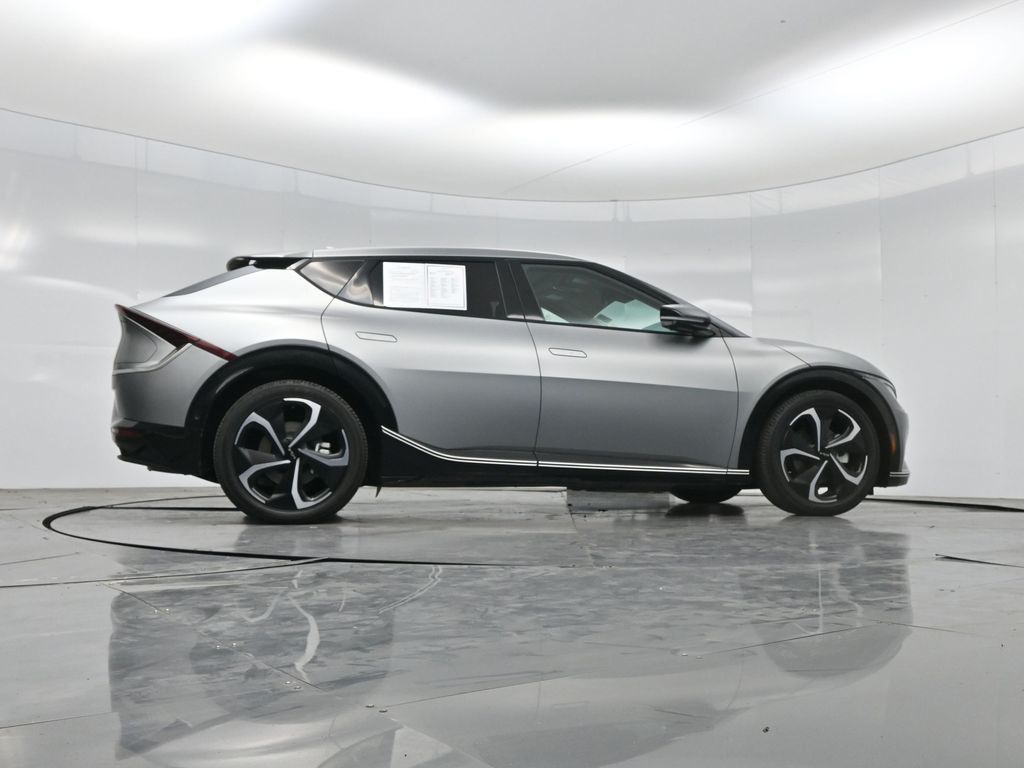 2022 Kia EV6 GT-Line photo 5