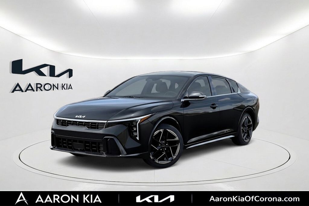 New 2026 Kia K4 GT-Line Sedan