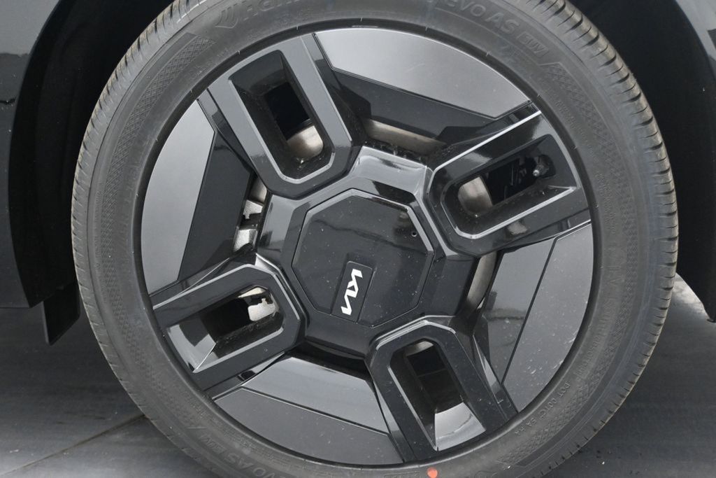 2026 Kia EV9 GT-Line - Photo 13