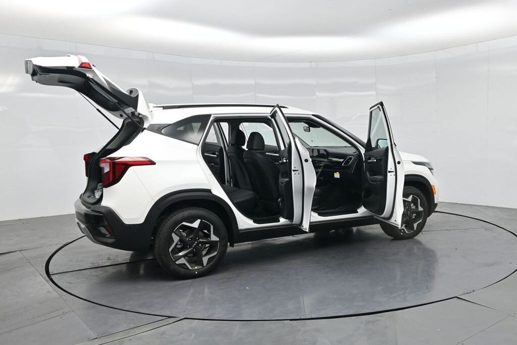 New 2026 Kia Seltos S SUV