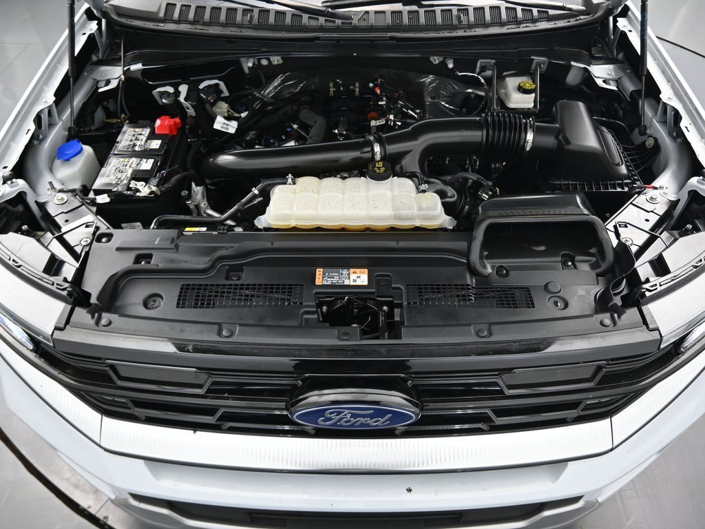2025 Ford Expedition Max Platinum photo 3