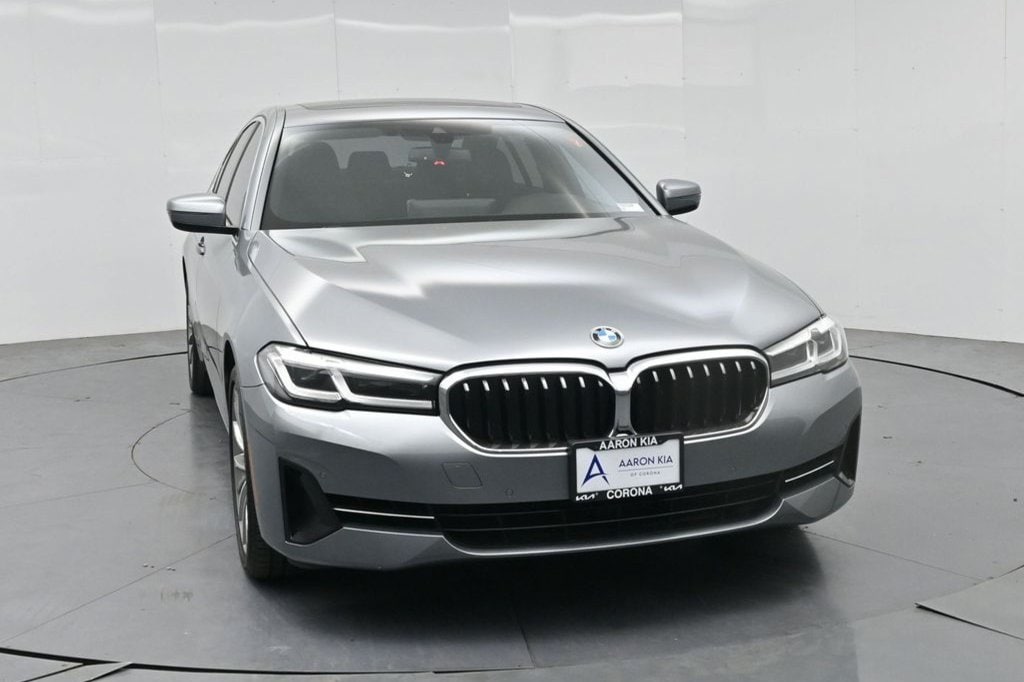 2023 BMW 5 Series 540i - Photo 3